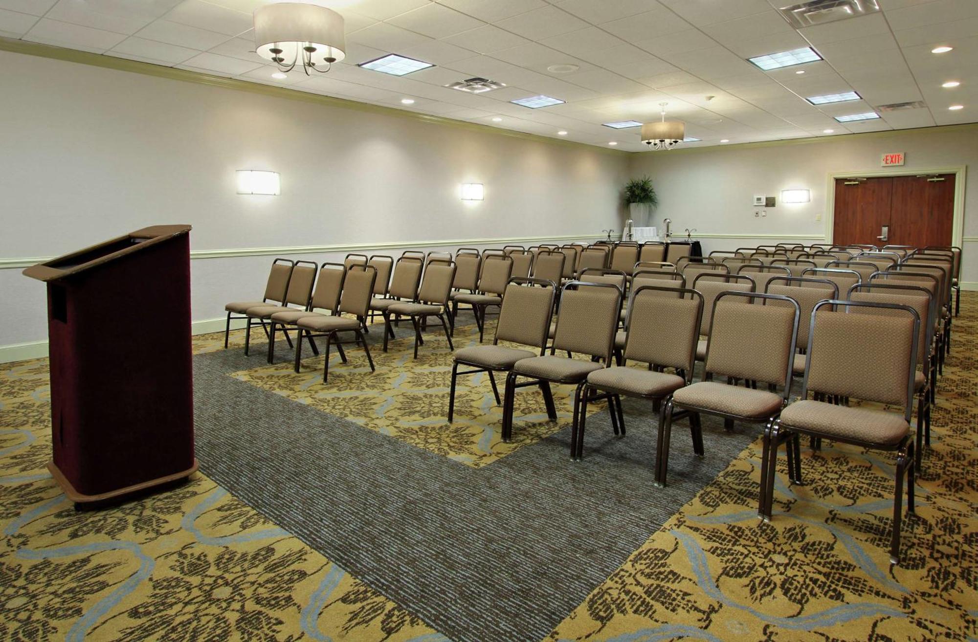 Hotel Doubletree By Hilton Mahwah Exterior foto