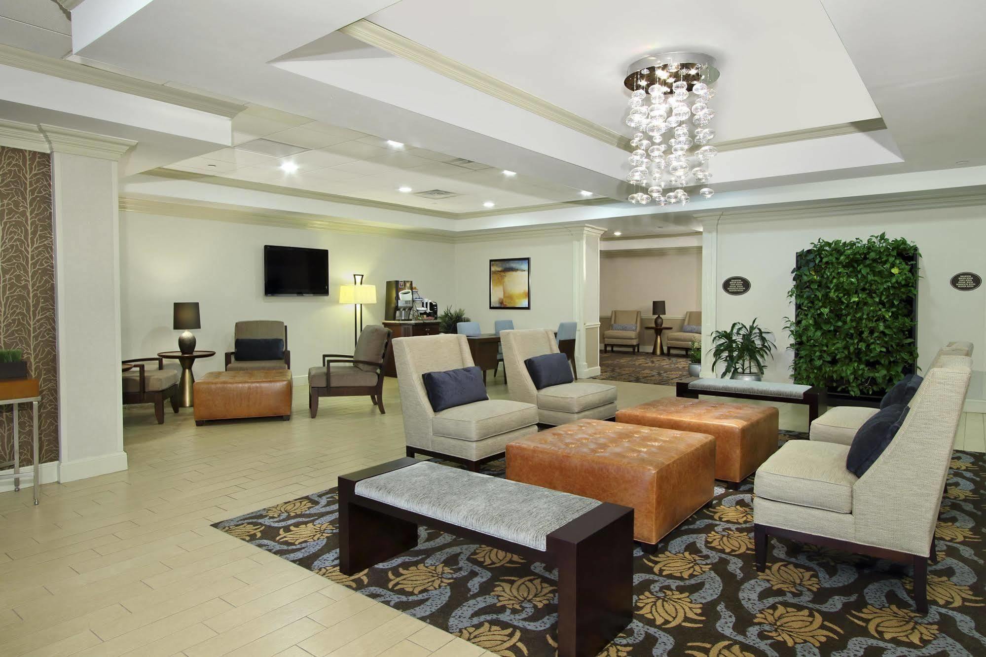 Hotel Doubletree By Hilton Mahwah Exterior foto